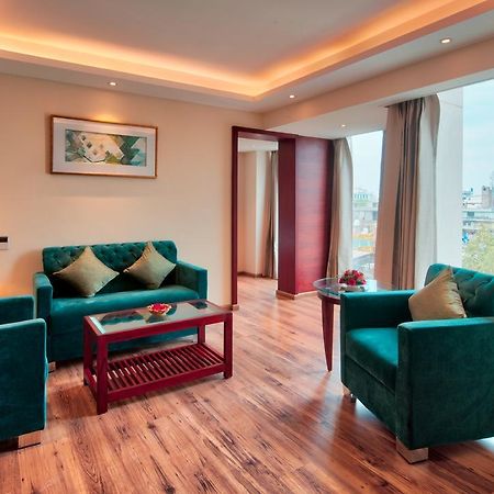 Golden Tulip Essential Jaipur Ξενοδοχείο Εξωτερικό φωτογραφία