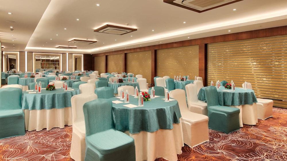 Golden Tulip Essential Jaipur Ξενοδοχείο Εξωτερικό φωτογραφία
