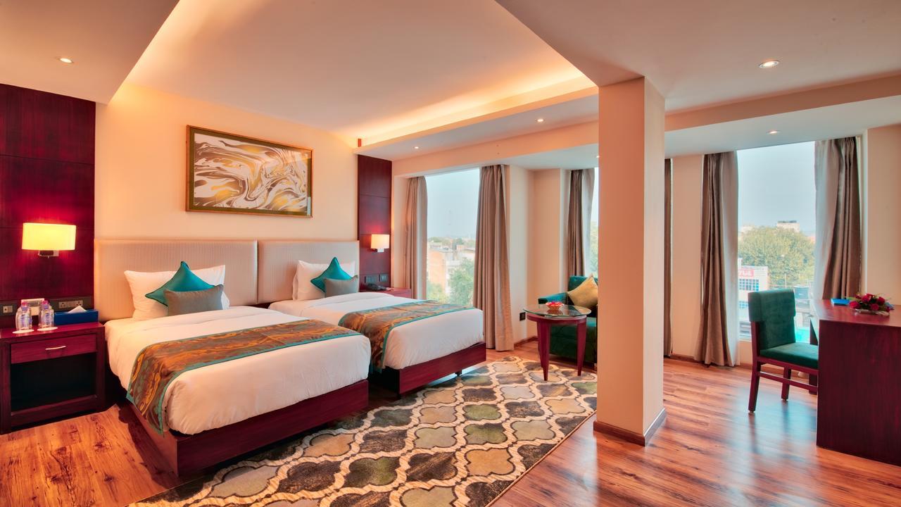 Golden Tulip Essential Jaipur Ξενοδοχείο Εξωτερικό φωτογραφία
