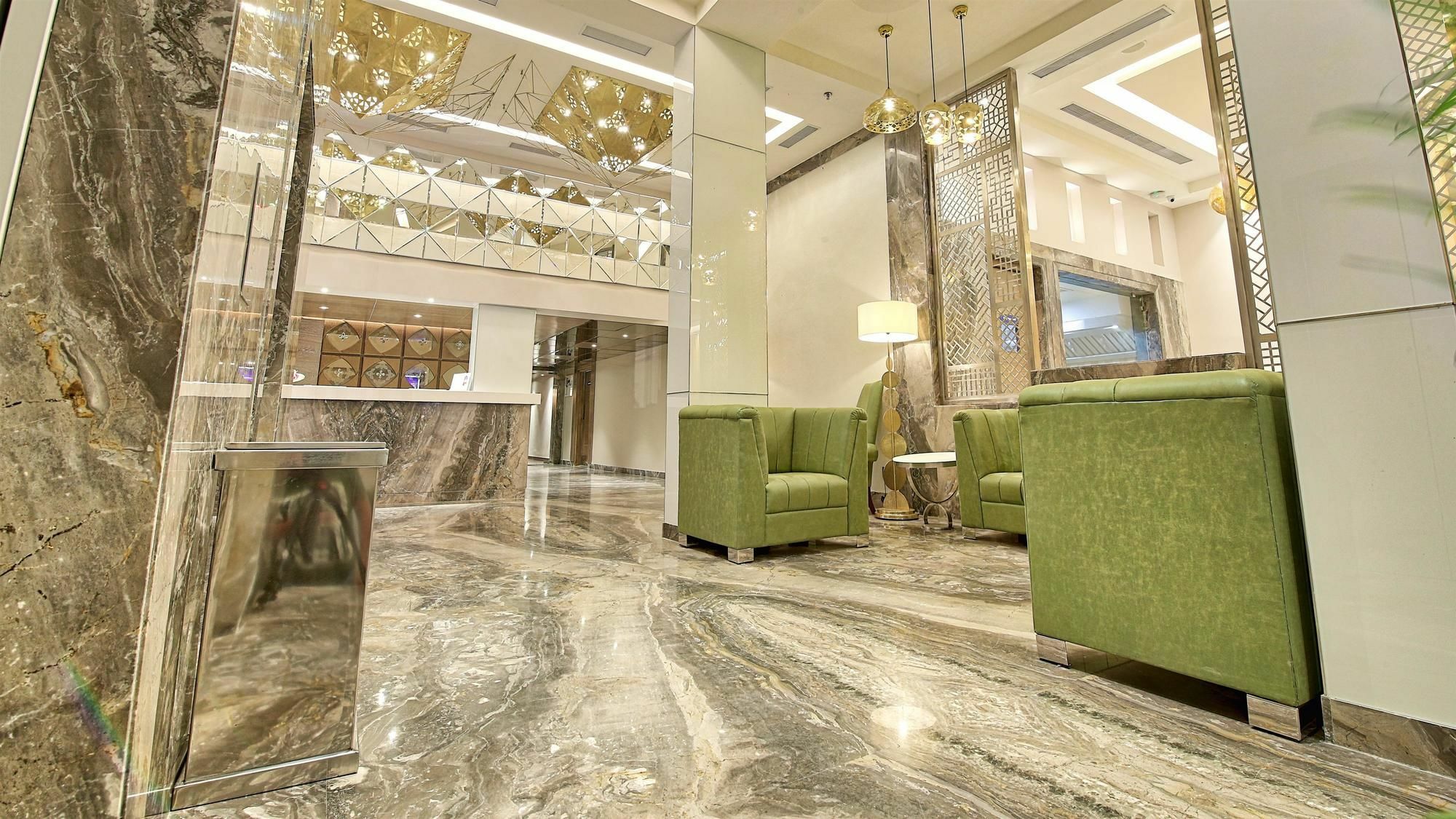 Golden Tulip Essential Jaipur Ξενοδοχείο Εξωτερικό φωτογραφία