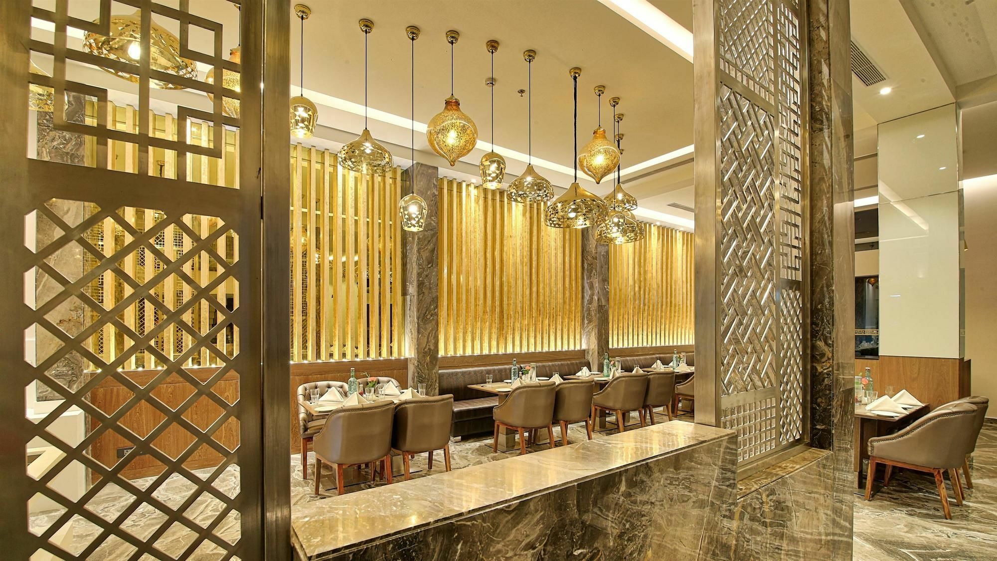 Golden Tulip Essential Jaipur Ξενοδοχείο Εξωτερικό φωτογραφία